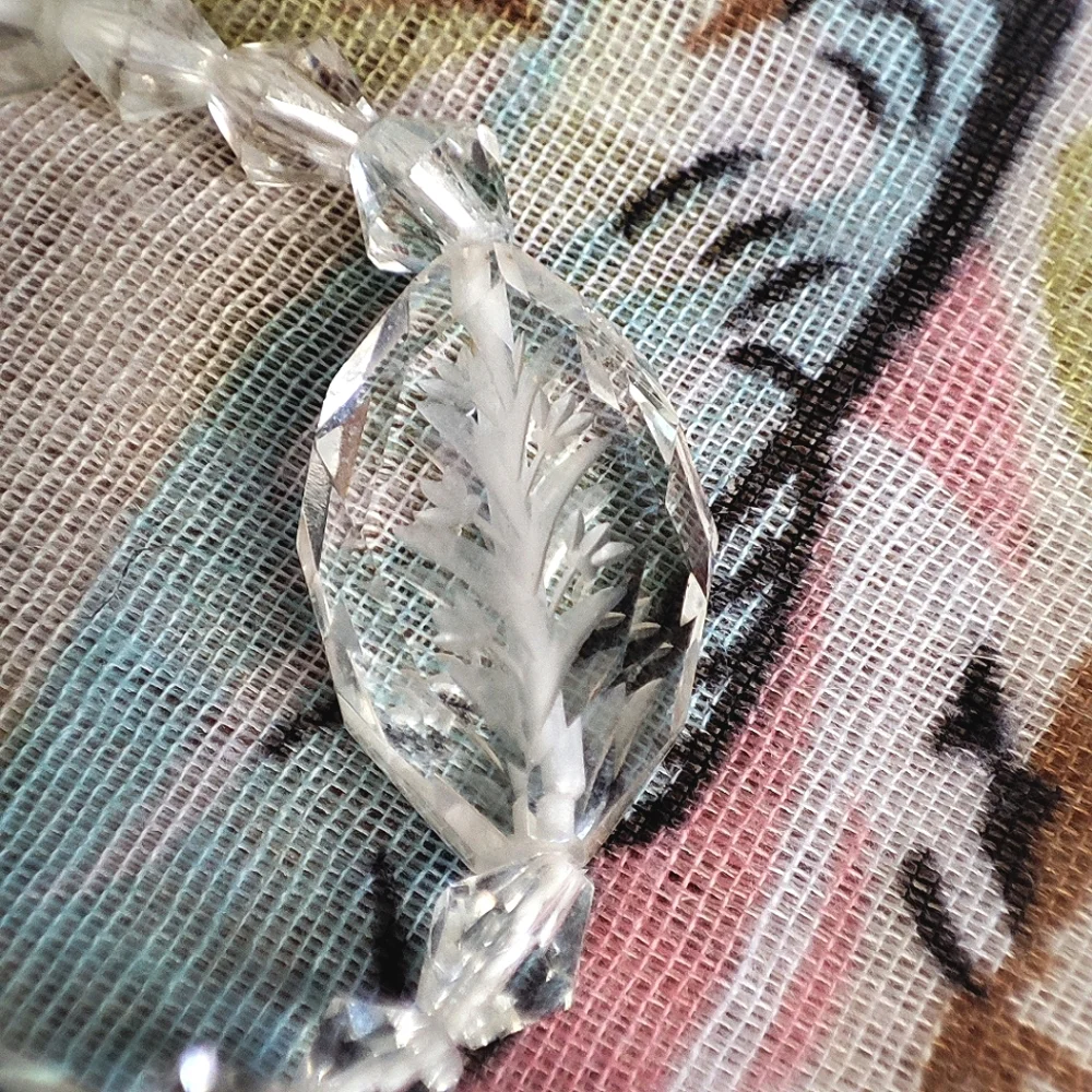 Faceted Oval Etched Floral Vintage Clear Crystal Glass Bicone Necklace 1960's